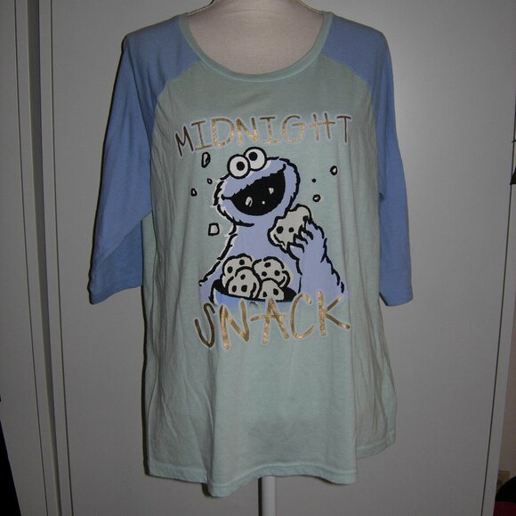Sesame Street Cookie Monster Midnight Snack Pajama Top 1X - Picture 1 of 3